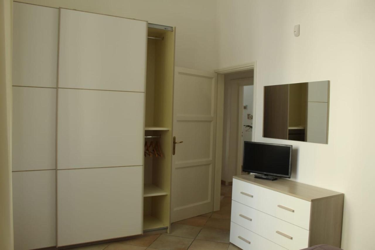 Ohana: Casa Nel Centro Di เลชเช ภายนอก รูปภาพ