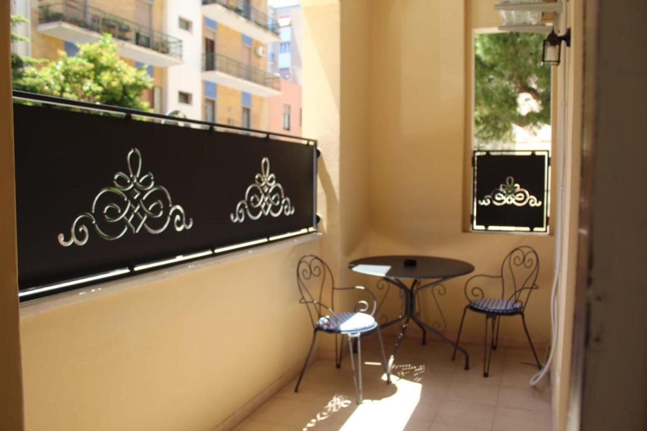 Ohana: Casa Nel Centro Di เลชเช ภายนอก รูปภาพ