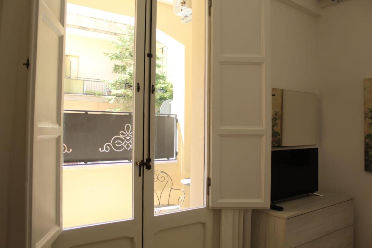 Ohana: Casa Nel Centro Di เลชเช ภายนอก รูปภาพ